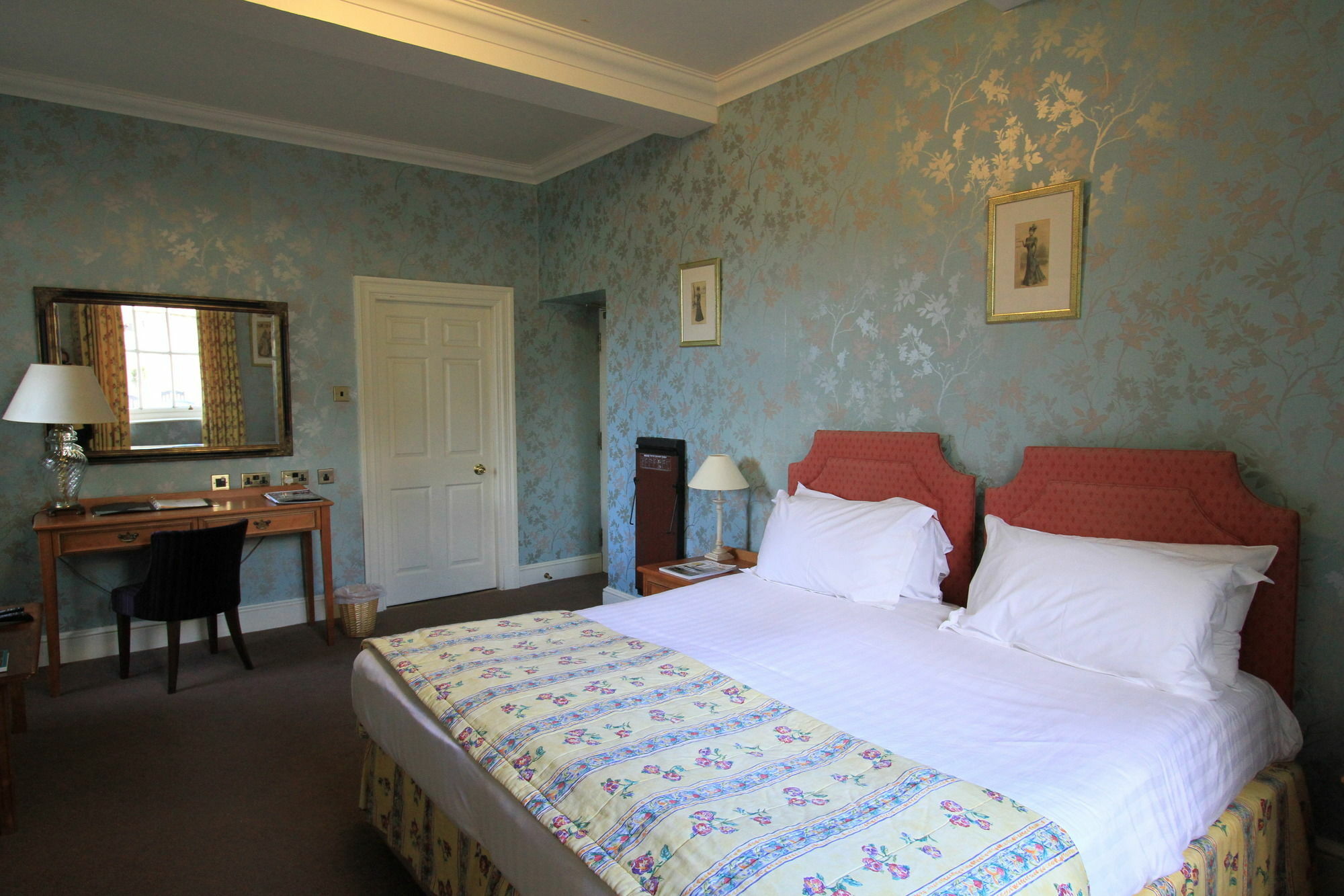 Hazlewood Castle & Spa Tadcaster Exterior foto